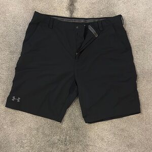 Under Armour Black Athletic Shorts Moisture-Wicking Performance